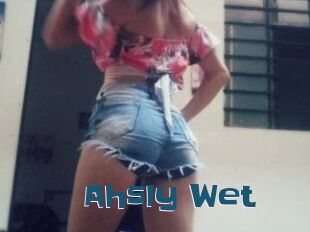 Ahsly_Wet