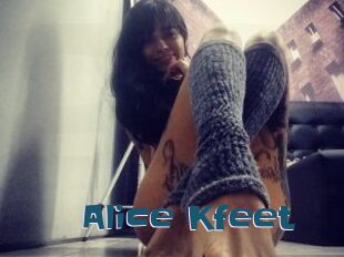 Alice_Kfeet