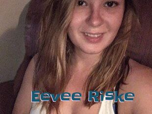 Eevee_Riske