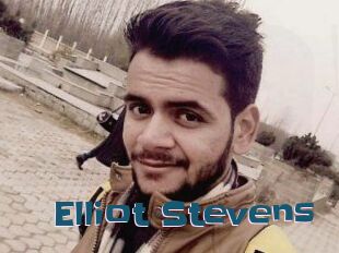 Elliot_Stevens