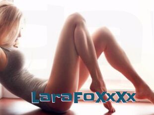 LaraFoXxXx