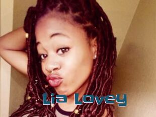 Lia_Lovey