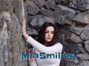 MiaSmiling