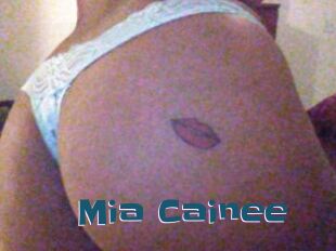 Mia_Cainee