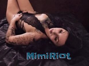 Mimi_Riot