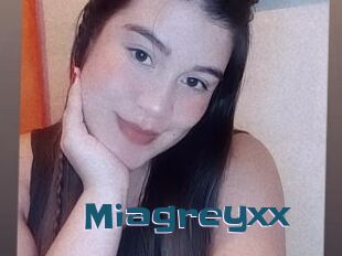 Miagreyxx