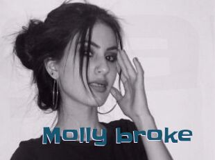 Molly_broke