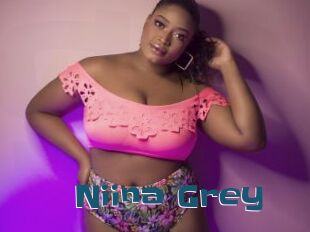 Niina_Grey