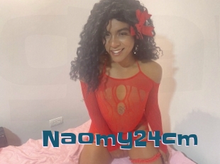 Naomy24cm