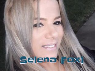 Selena_Fox1