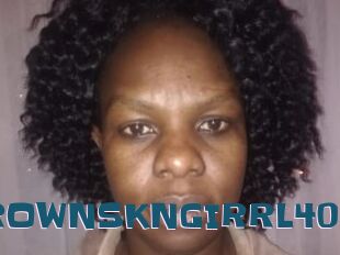 XBROWNSKNGIRRL40 Gang Bangs